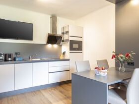 2 Nächte im Erzberg Alpin Resort inkl. Frühstück, Abenteuer Erzberg mit Hauly Fahrt & Vitalbad