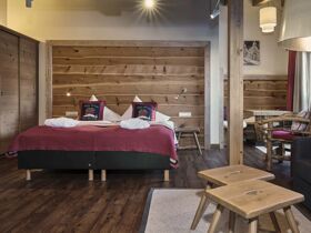 Sommerurlaub in Saalbach Hinterglemm mit Rooftop-Relax-Area | 5 Nächte