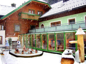 Winterurlaub inmitten der Salzburger Berge - Schneespaß & Wellnessgenuss | 3 Nächte