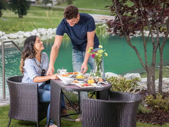 Wellness in den Kitzbüheler Alpen inkl. Abendessen im Haubenrestaurant