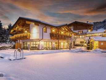 Wellness in den Kitzbüheler Alpen inkl. Abendessen im Haubenrestaurant