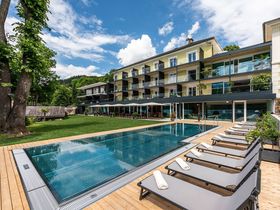Kurzurlaub am Millstätter See mit Privatstrand & Infinitypool | 4 Nächte 
