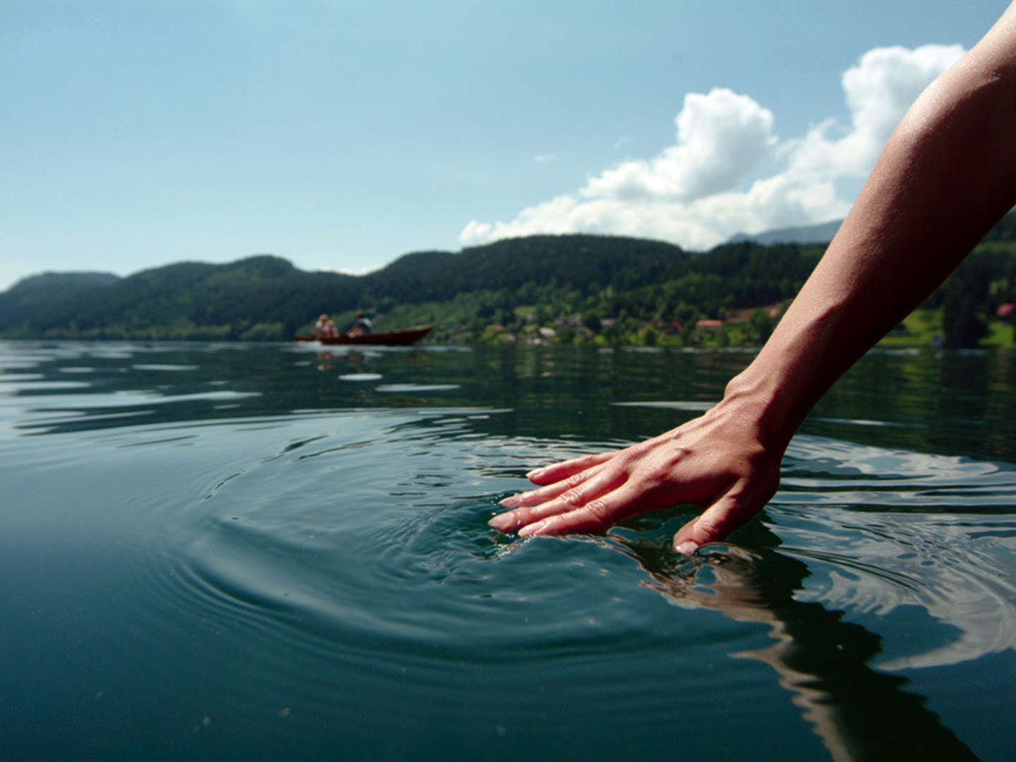 Kurzurlaub am Millstätter See mit Privatstrand & Infinitypool | 6 Nächte