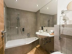 Winter, Romantik & Genuss in Filzmoos inkl. Fondue am Berg