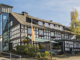 Auszeit in Winterberg im Sauerland inkl. Halbpension & Schwimmbad | 5 Tage