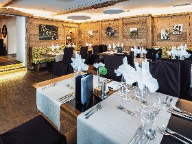 Modellfliegen im Tiroler Oberland inkl. Flugplatzgebühr