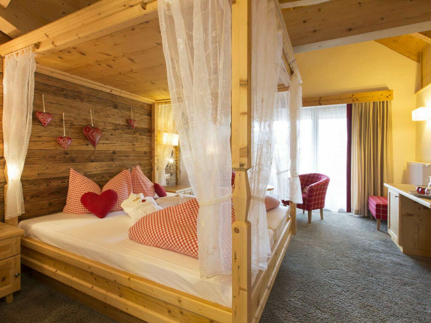 5=4 Spezial im 4*S Hotel im Zillertal - Berge & Wellness