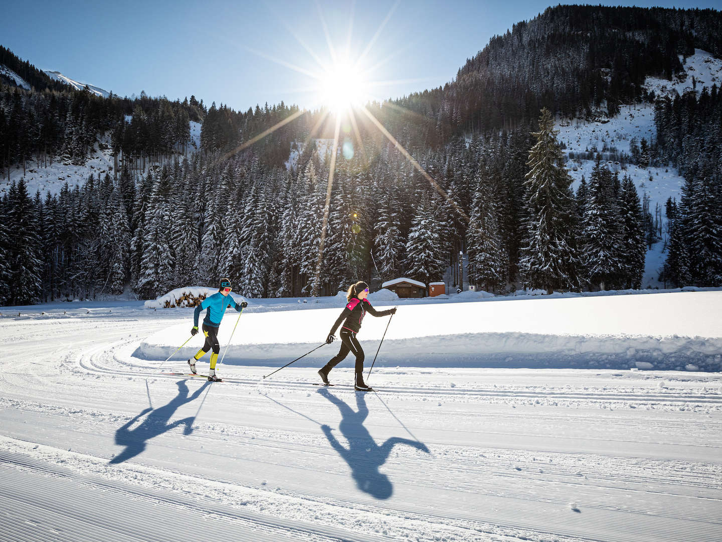 Märzsonne & Schneezauber in Saalbach Hinterglemm (5 Nächte)