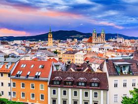 Städtetrip nach Linz  mit Sonnenterrasse & Außenpool | 7 Nächte