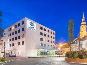 Romantikurlaub - Genussvoll mit Süßem & Prosecco an der Donau | 5 Nächte