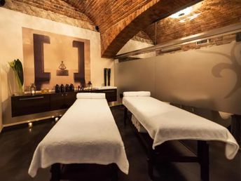 Auszeit in Krakau | 4 ÜF, Wein & Massage