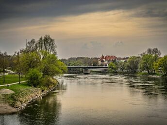 Einkaufsbummel - Ingolstadt Village erleben