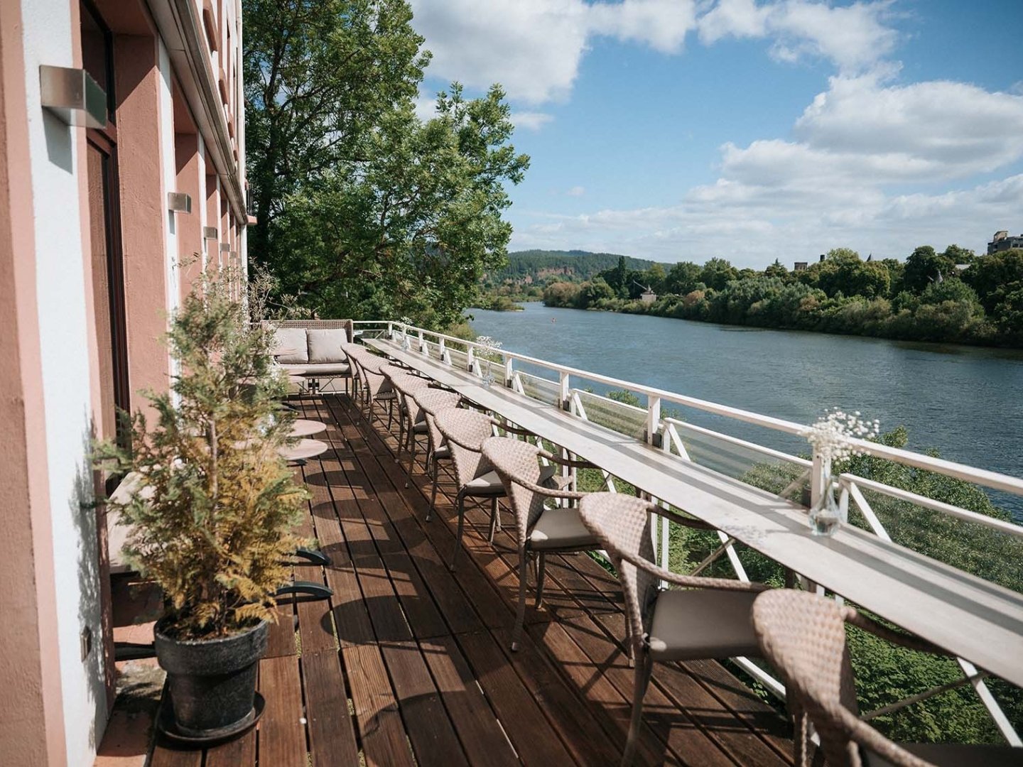Ein Boxenstopp mit Moselblick - 2 Tage inkl. Lunchpaket & Moselwein