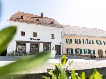 Sommer Special 2+1 Nacht geschenkt im Thermen- & Vulkanland, 1x Therme der Ruhe, GenussCard uvm.