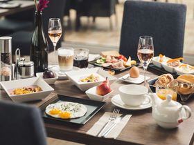Meisterlicher Urlaub in Riegersburg inkl. Frühstück,  Sektverkostung, Panorama Sauna 