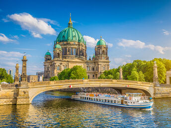 Eine Schifffahrt durch Berlin - City Auszeit auf dem Wasser