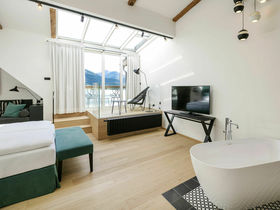 Außergewöhnliche Lage direkt am Wolfgangsee mit hohem kulinarischem Anspruch | 1 Nacht