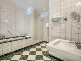 Außergewöhnliche Lage direkt am Wolfgangsee mit hohem kulinarischem Anspruch | 1 Nacht