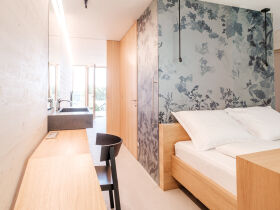 Exklusiver Rückzugsort: Luxuslodge & VIP-Thermentag im Einklang | 5 Nächte