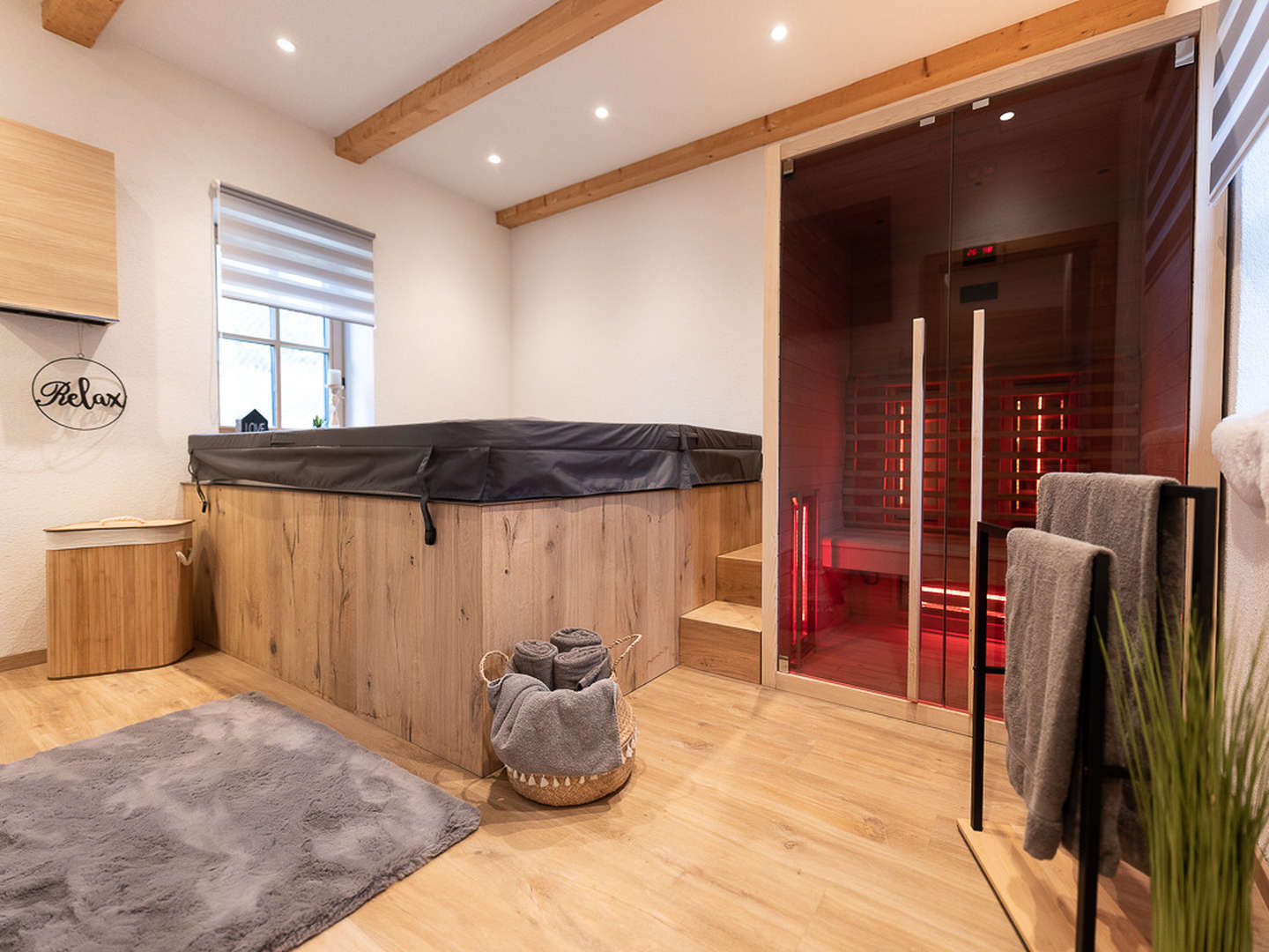 Außergewöhnlicher Kurzurlaub im Chalet inkl. private Spa & Weinverkostung mit Winzerjause