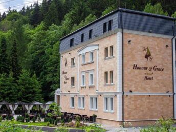 Luxuriöser Aufenthalt im Waldhotel Honour and Grace mit Halbpension - 4 Nächte							 