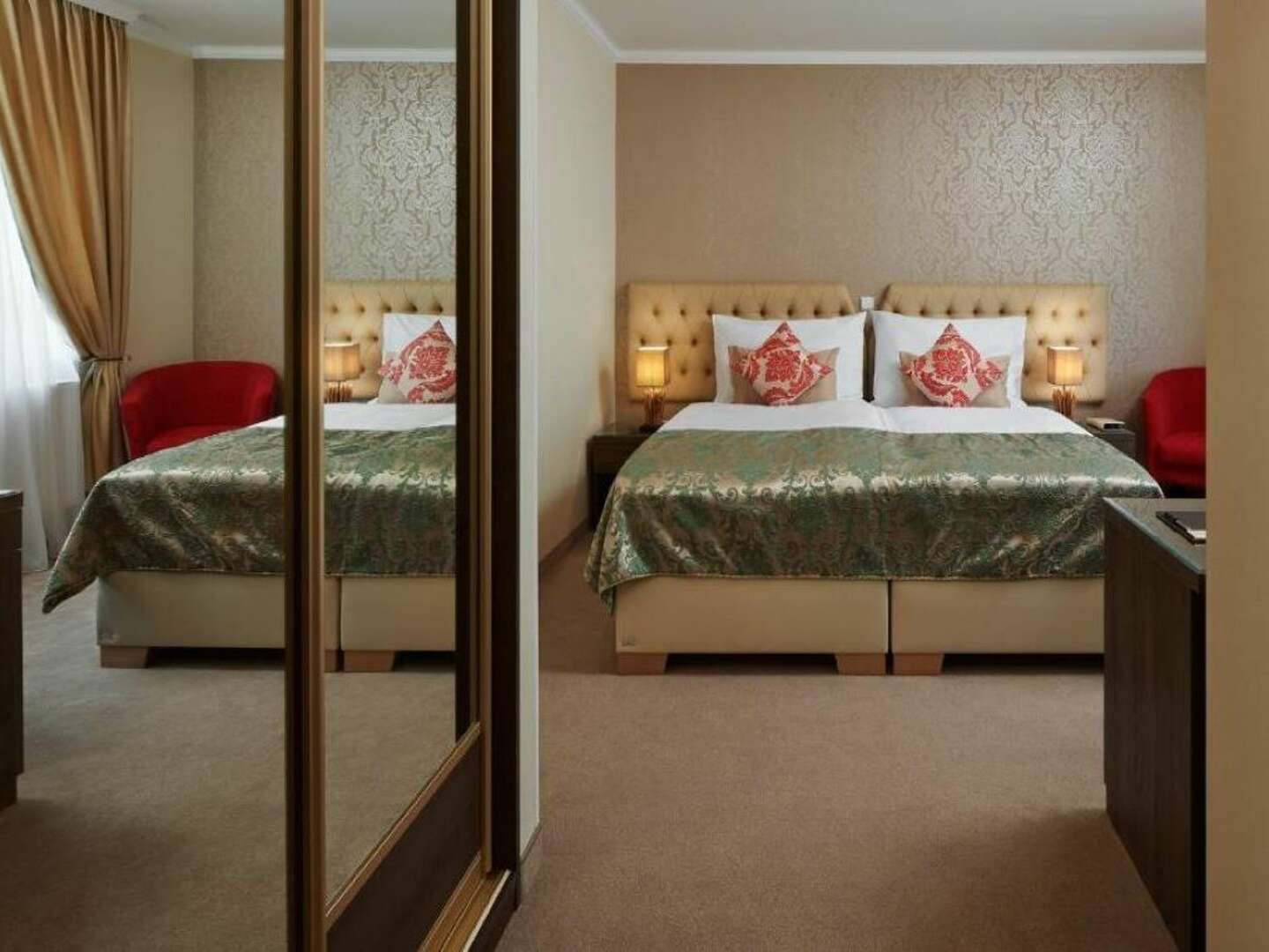 Luxuriöser Aufenthalt im Waldhotel Honour and Grace mit Halbpension - 2 Nächte									 