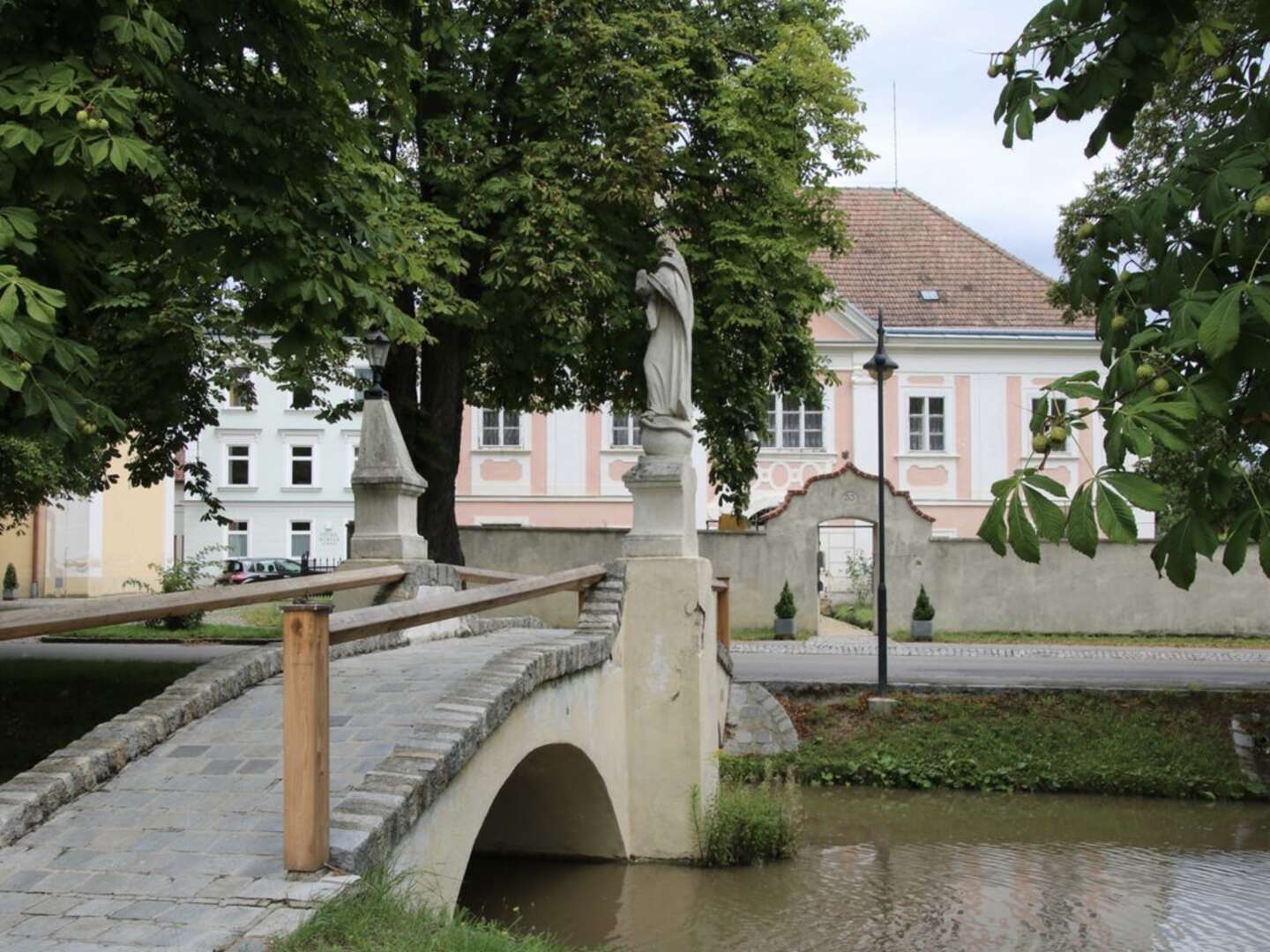  Genießerauszeit im Kamptal inkl. Pralinen & Prosecco | 2 Nächte