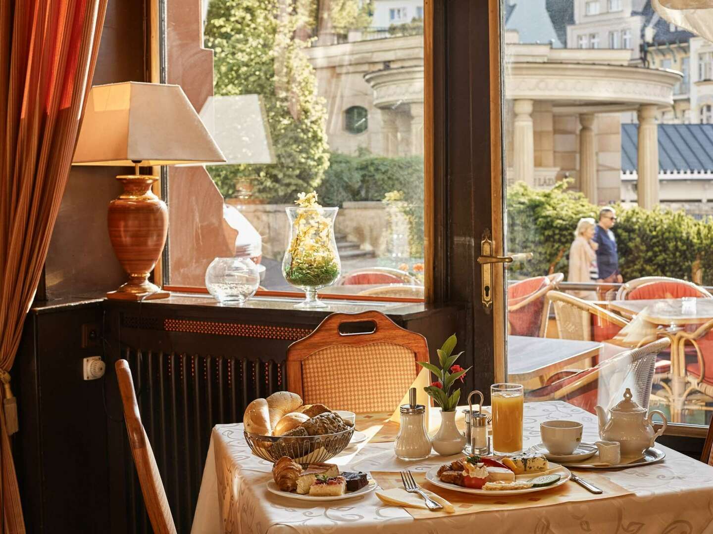 Kurzurlaub mit Frühstück im Hotel Romance in Karlsbad - 4 Tage 