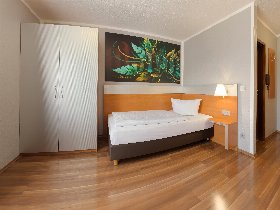 Wilhelma Stuttgart – Besuchen Sie den einzigen Zoologischen-Botanischen Garten in Deutschland!