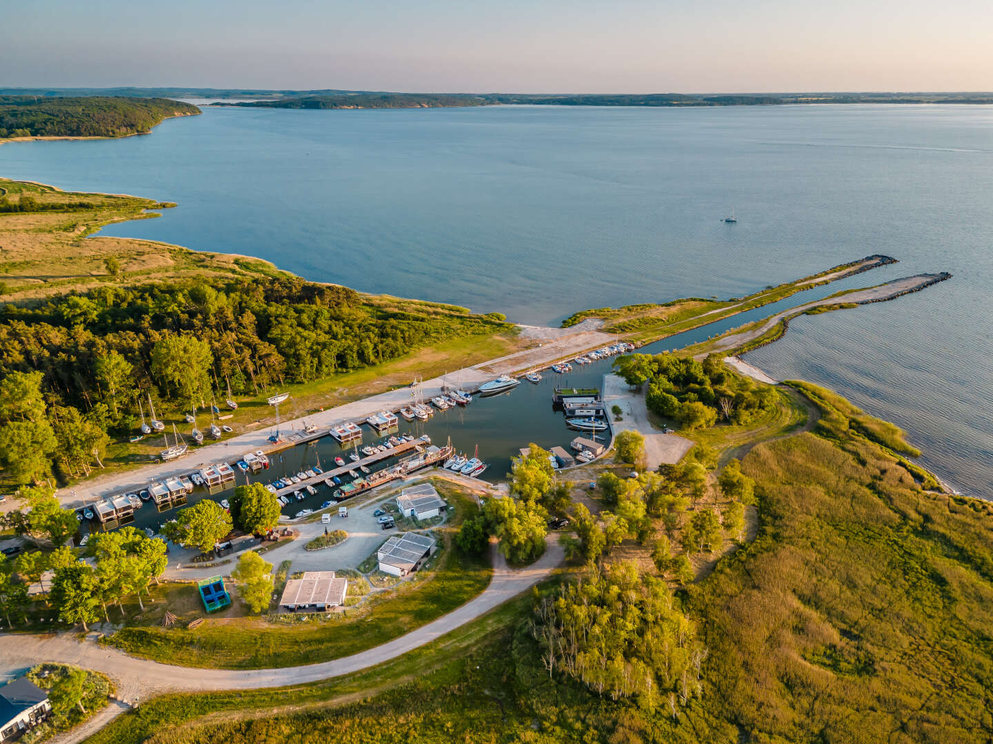 4 Tage Open Air Romantik direkt am Wasser - Schlafen im Schlafstrandkorb  inkl. Frühstück