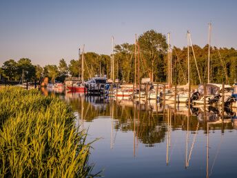 4 Tage Open Air Romantik direkt am Wasser - Schlafen im Schlafstrandkorb  inkl. Frühstück