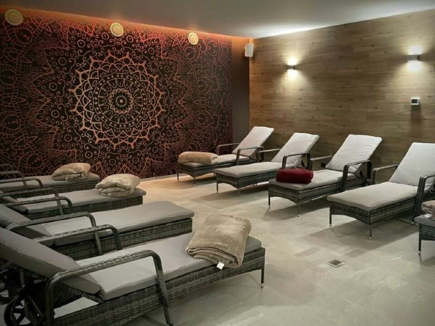 Wellnessaufenthalt Antistress im Hotel Pyramida in Franzesbad - 6 Tage 