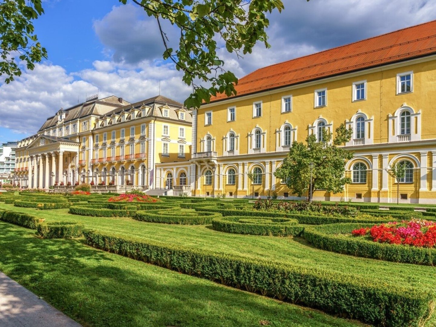 Erlebnisurlaub in Rogaška Slatina – Kristall Turm Eintritt & Halbpension inklusive I 4 Nächte