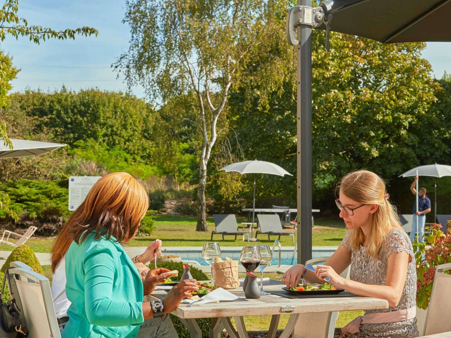 Städtetrip nach Antwerpen 7 Nächte | Terrasse mit Außenpool | Gratis Parken