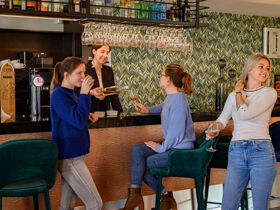 Städtetrip nach Antwerpen 1 Nacht | Terrasse mit Außenpool | Gratis Parken