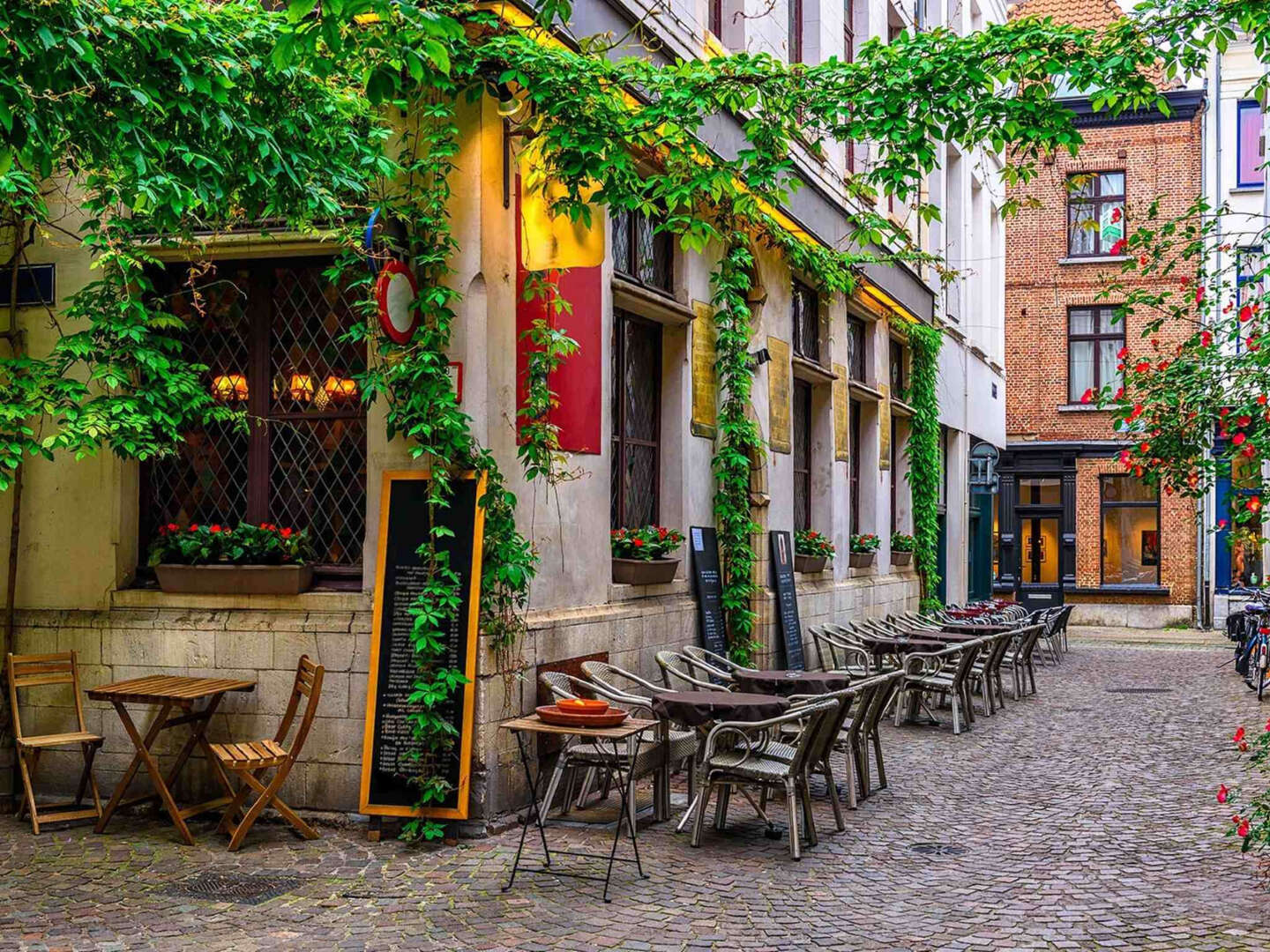 Städtetrip nach Antwerpen 3 Nächte | Terrasse mit Außenpool | Gratis Parken