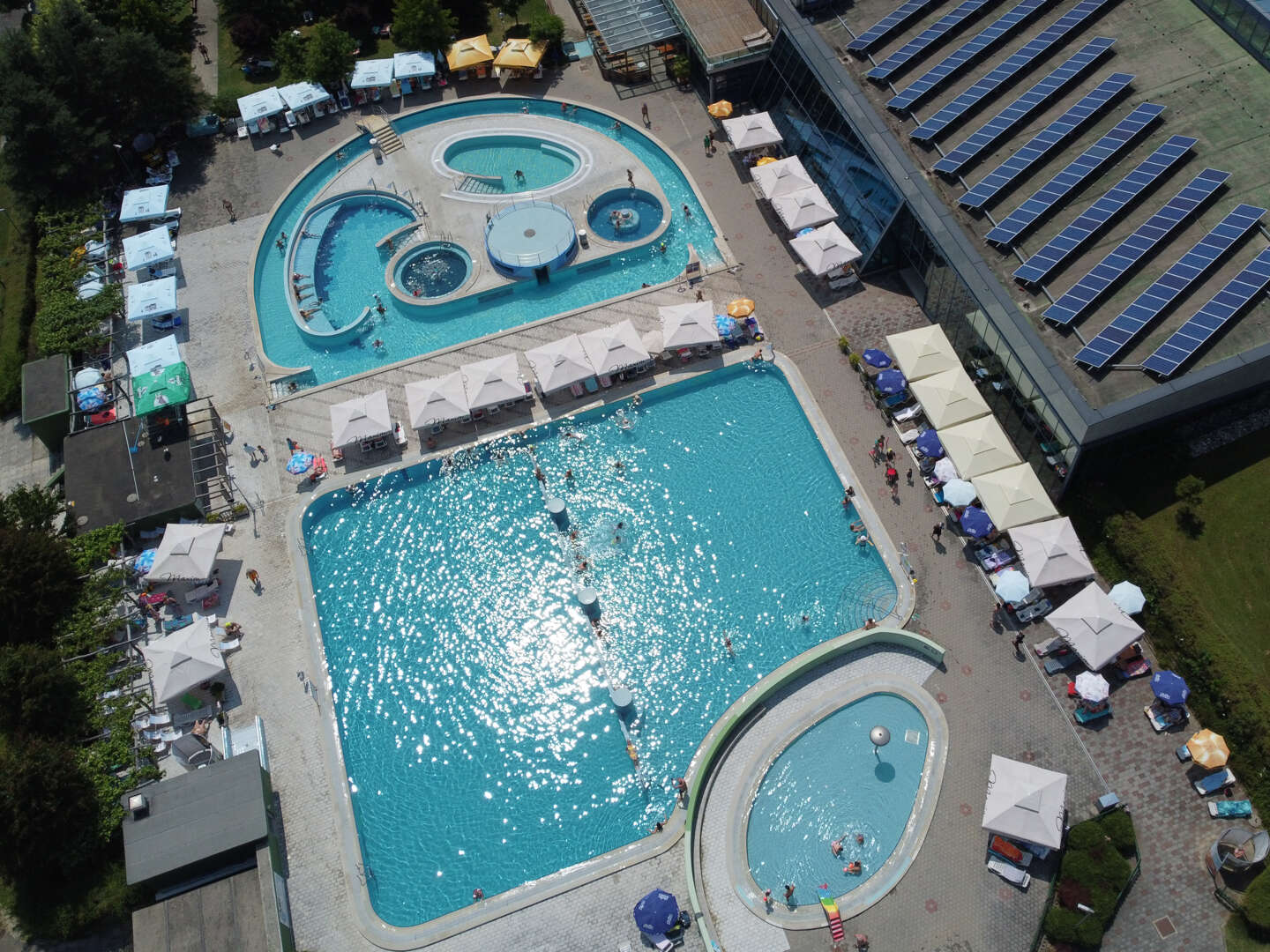 Familienauszeit im Thermenhotel inkl. 1 Kind gratis | 6 Nächte