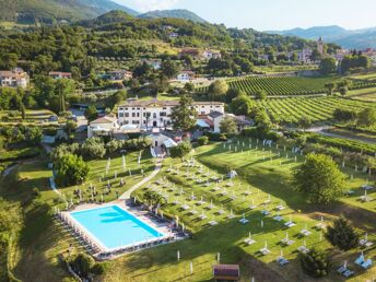 Romantikurlaub in der Villa Cariola – inkl. Zimmerdeko & Sekt I 4 Nächte