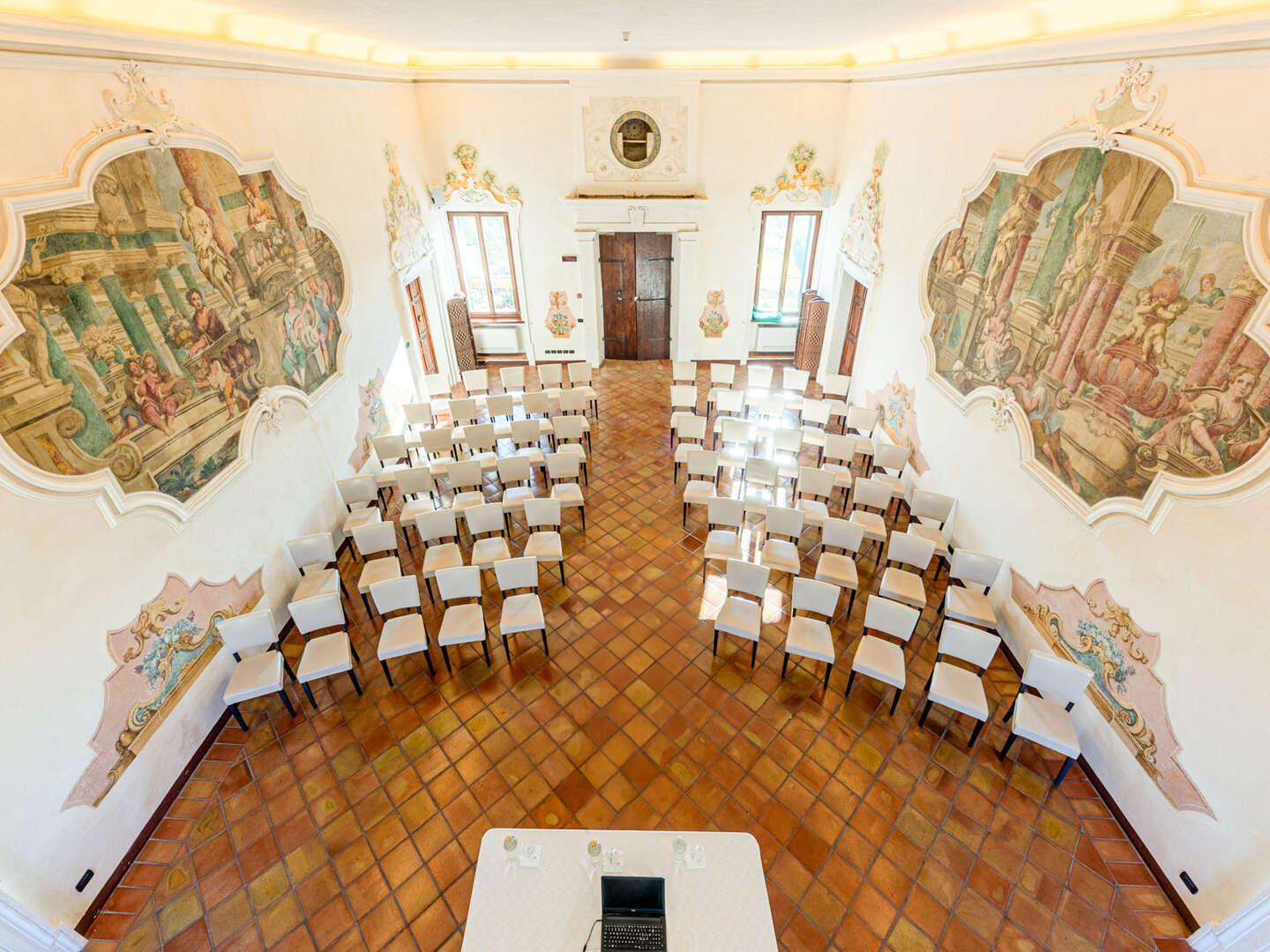 Romantikurlaub in der Villa Cariola – inkl. Zimmerdeko & Sekt I 4 Nächte