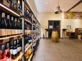 Weinberg Romanze in der Pfalz - 4 Tage im Weinhotel mit Weingut
