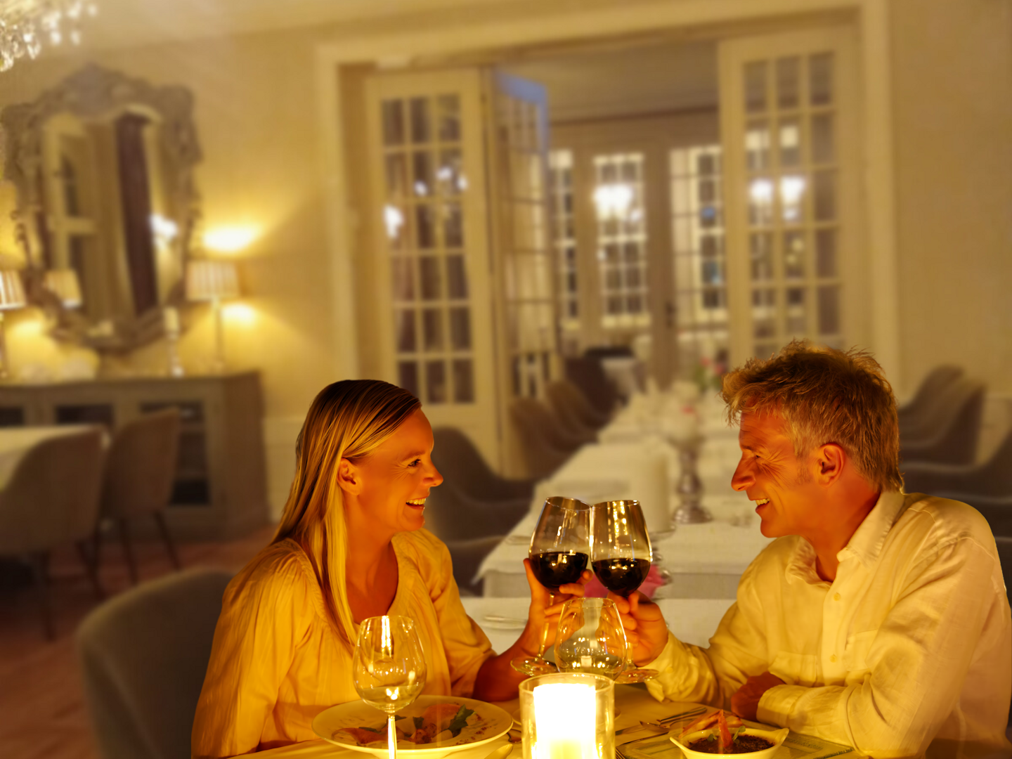 Last Minute Preis: VERLIEBT im SCHLOSS: Romantische Auszeit inkl Candle Light Dinner 