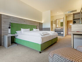 Silvester HIT in Kukmirn mit Galabuffet & Neujahrsgeschenk | 4 Nächte