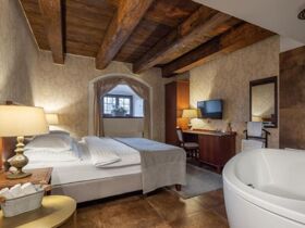 6 Tage Schloss-Weihnacht 2025 in der Nähe von Prag 