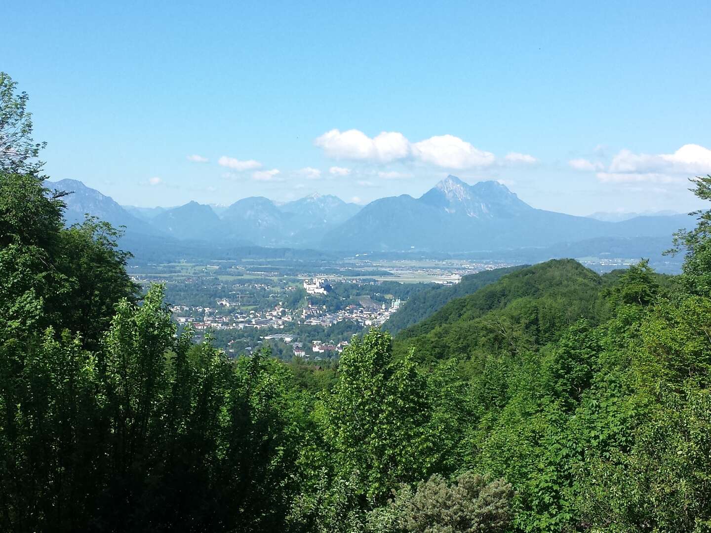 Wandern & Genuss am Gaisberg inkl. Late Check out | Kurzurlaub mit Blick auf Salzburg