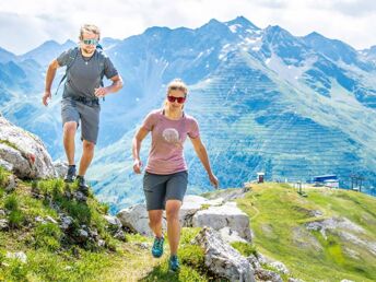 Wanderurlaub am Arlberg inkl. 1 Tag Bergbahn & geführte Wanderungen | 7 Nächte