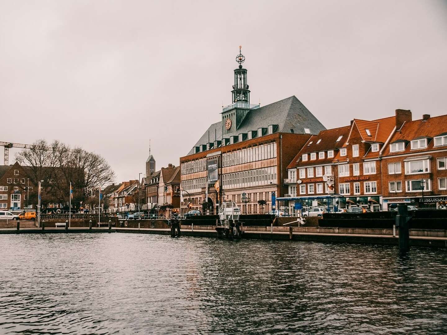 Lange Auszeit in der Seehafenstadt Emden an der Nordsee