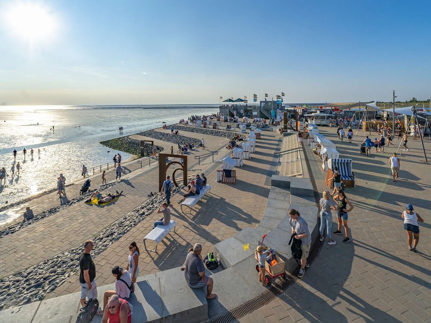 Nordseeurlaub**** direkt am Meer & Deich