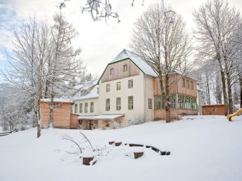 Genießen Sie den Winter – Jänner-Special am Grundlsee I 4 Nächte