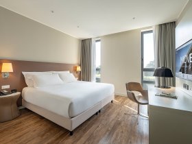 Venetien entdecken: Wo Tradition und Moderne aufeinandertreffen | 4 Nächte