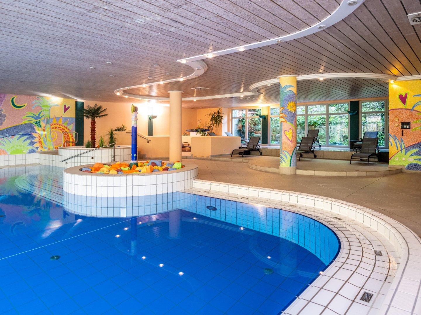 2 Tage Loslassen im luxuriösen Hotel mit 3-Gang-Menü, Massage, Detox-Fußbad & Wellnessbereich